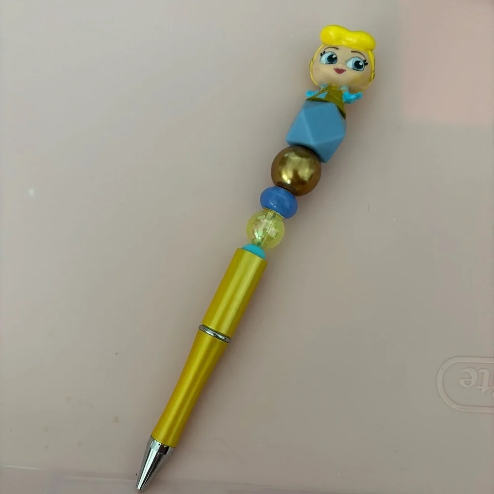 Disney Doorables: Cinderella: Cinderella Gold handmade beaded pen
